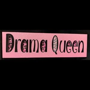 Pink leopard drama queen wall art